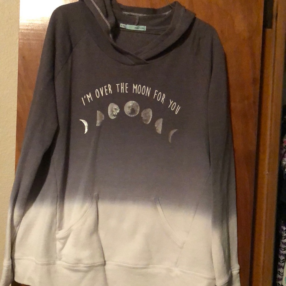 Maurice’s Long sleeve hoodie